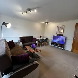  Apartment Stylish One Bedroom Flat Furnished